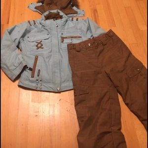 COPY - Obermeyer teens snow suit sz 12